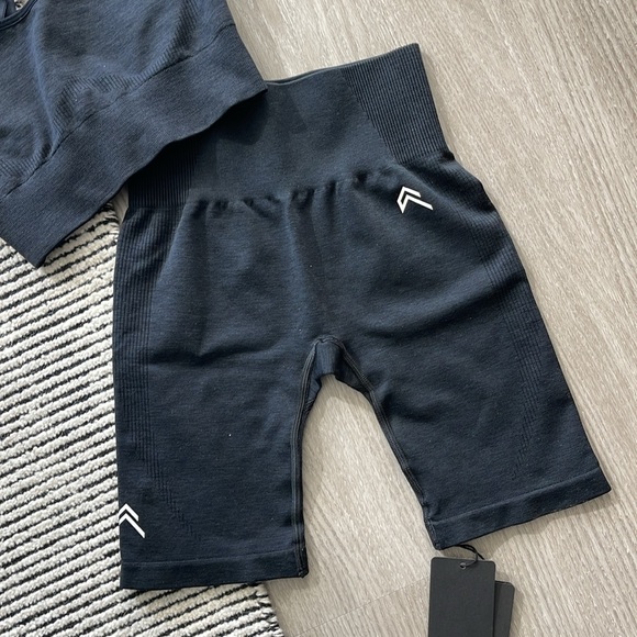 ONER ACTIVE black shorts set - Picture 4 of 6